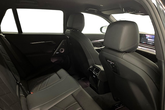 BMW 530e 7 of 18