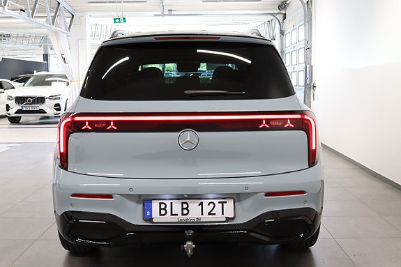 Mercedes-Benz GLB220 5 of 17