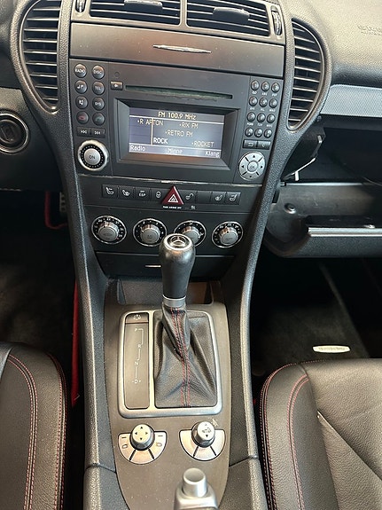 Mercedes-Benz SLK200 10 of 10
