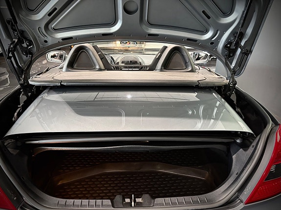 Mercedes-Benz SLK200 6 of 10