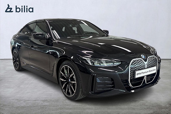 BMW i4 18 of 18