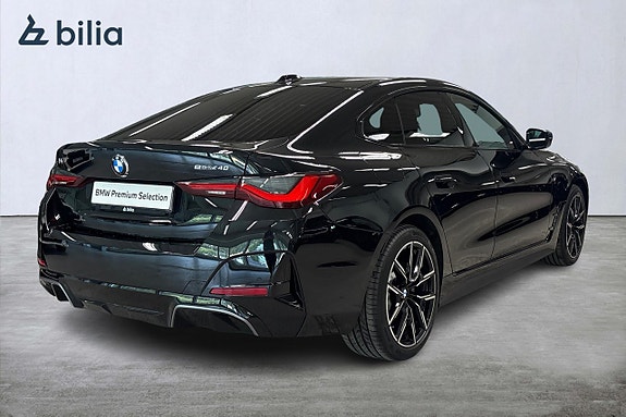 BMW i4 17 of 18