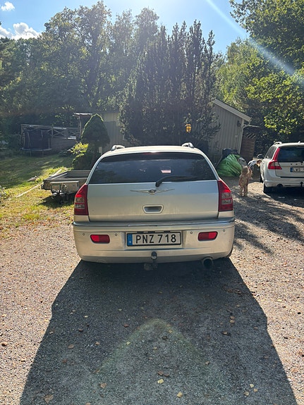 Chrysler 300C 4 of 5