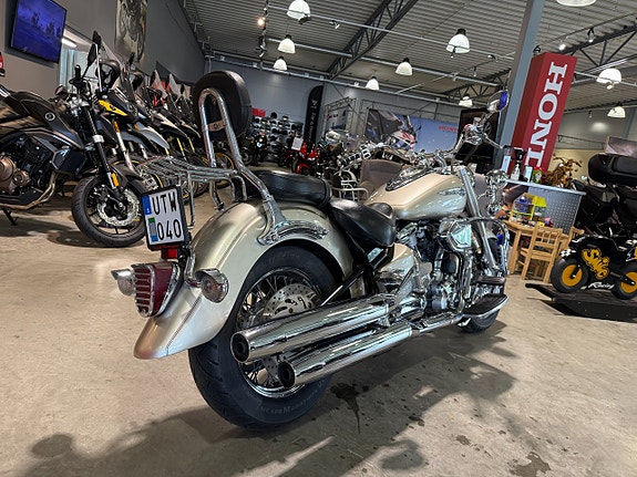 Yamaha XV1600A Wildstar 3 of 12
