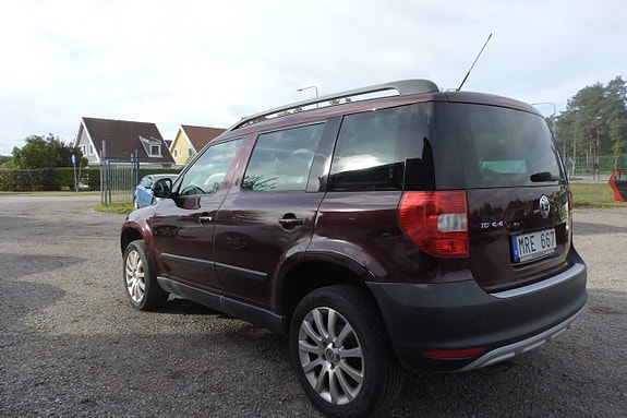Skoda Yeti 2 of 15
