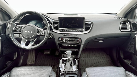 Kia Ceed 4 of 13