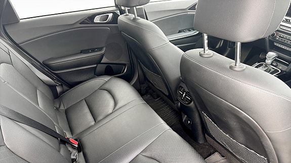 Kia Ceed 5 of 13