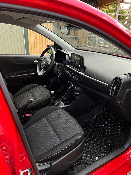 Kia Picanto 3 of 6