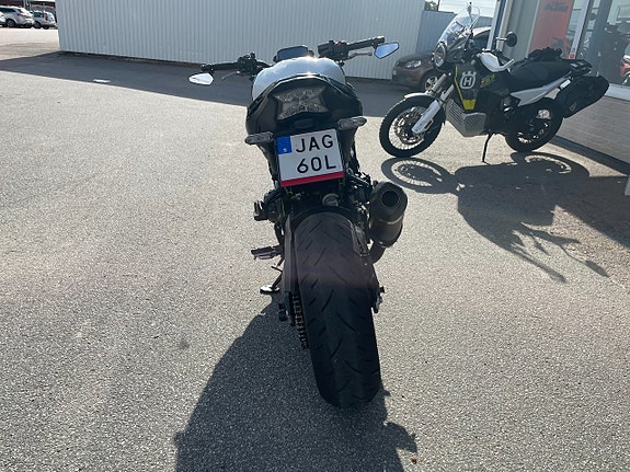 Kawasaki Z900 6 of 7