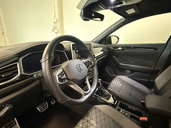 Volkswagen T-Roc 9 of 25