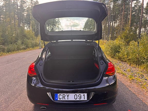 Opel Astra 5 of 8