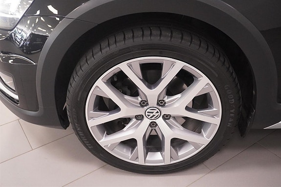 Volkswagen Golf I 7 of 10