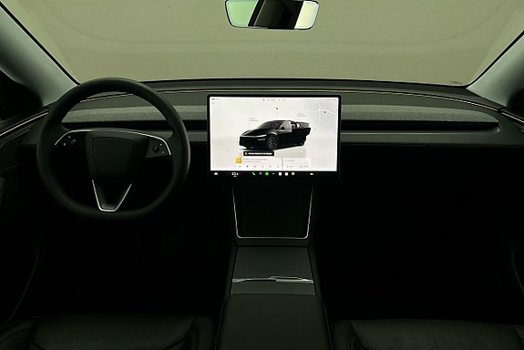 Tesla Model Y 6 of 25