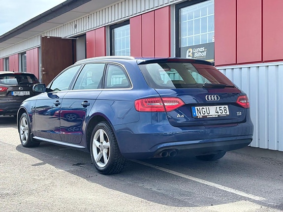 Audi A4 4 of 24