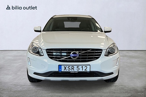 Volvo XC60 8 of 28