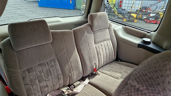 Chevrolet Trans Sport 9 of 12