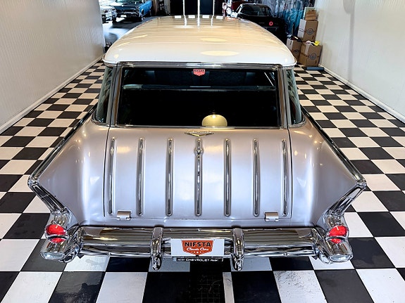Chevrolet Bel Air 13 of 30
