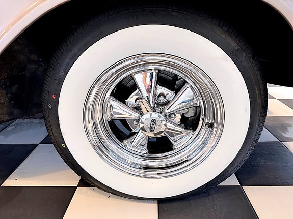 Chevrolet Bel Air 8 of 30