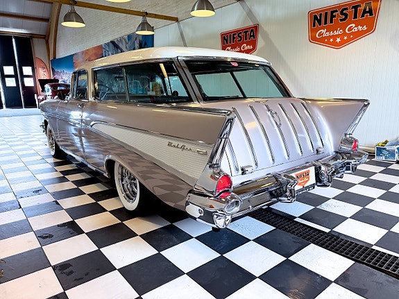 Chevrolet Bel Air 14 of 30