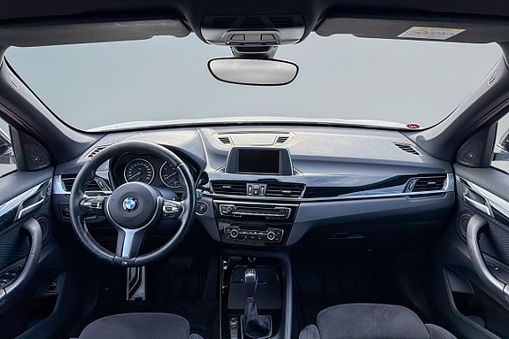 BMW X1 11 of 17
