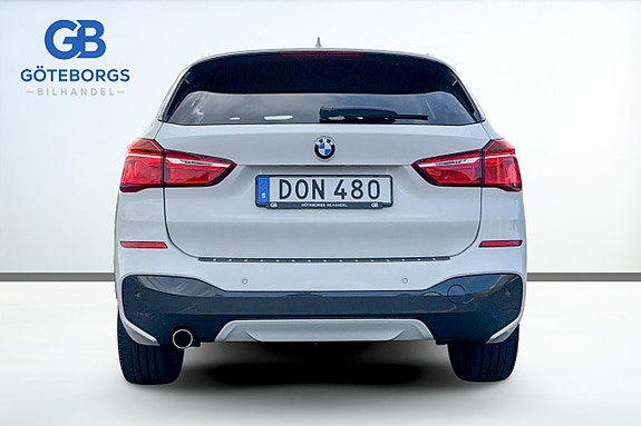 BMW X1 5 of 17