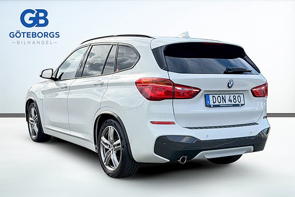 BMW X1 4 of 17