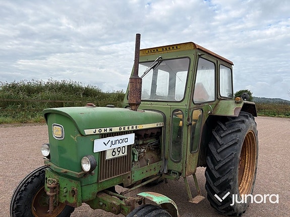 Veterantraktor John Deere 2120 2 of 30