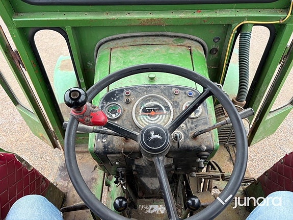Veterantraktor John Deere 2120 18 of 30