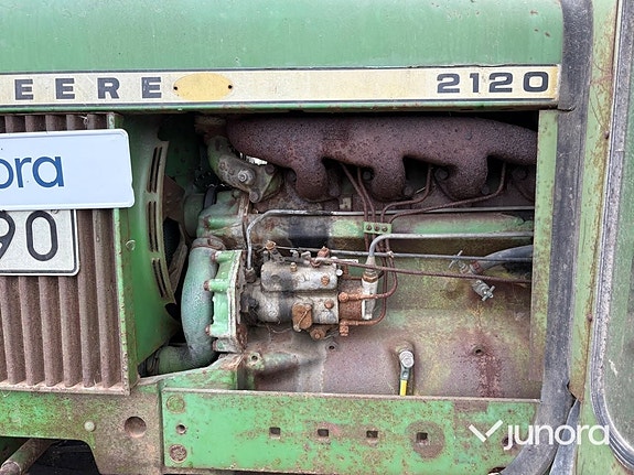 Veterantraktor John Deere 2120 29 of 30