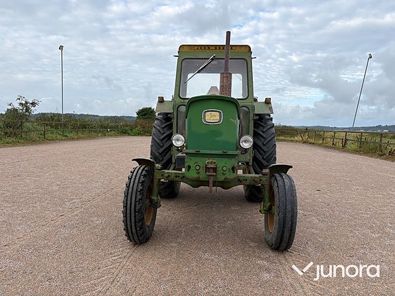 Veterantraktor John Deere 2120 10 of 30
