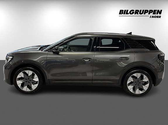 Ford Explorer 6 of 23