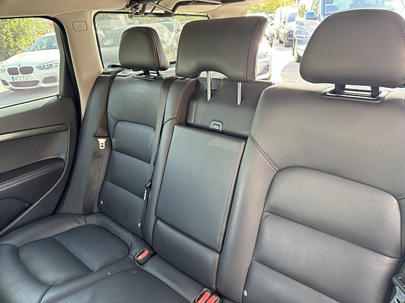 Volvo XC70 22 of 22