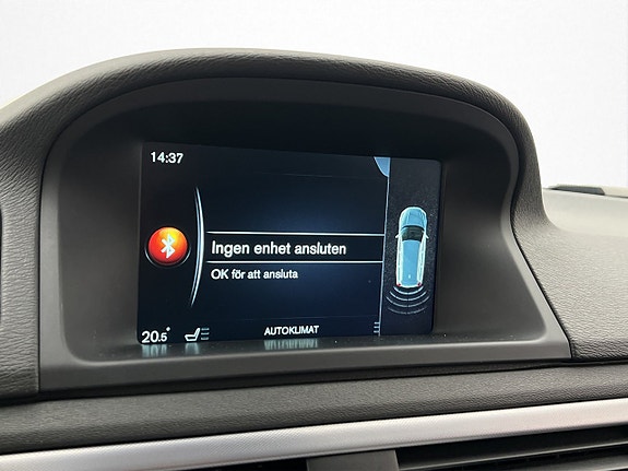 Volvo V70 18 of 28