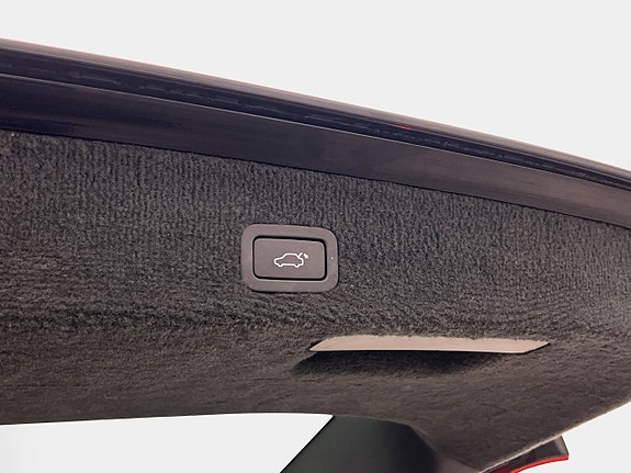 Volvo V70 24 of 28