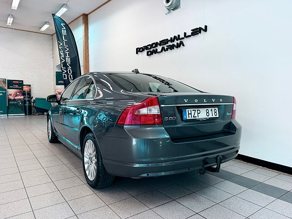 Volvo S80 7 of 17