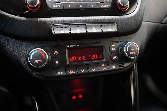 Kia Ceed 6 of 17