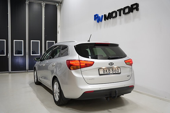 Kia Ceed 4 of 17