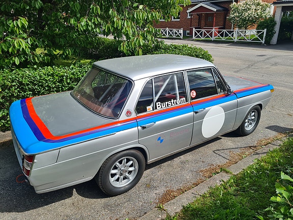BMW 1800 5 of 5