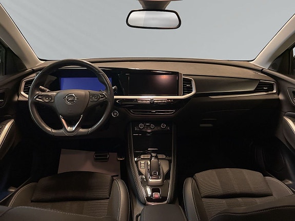 Opel Grandland 8 of 8