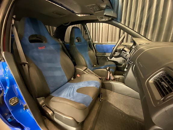 Subaru Impreza 9 of 30