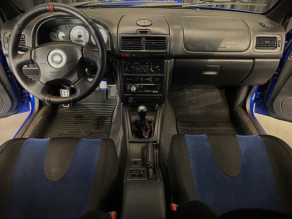 Subaru Impreza 6 of 30