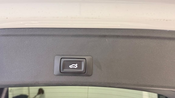 Audi A4 11 of 18