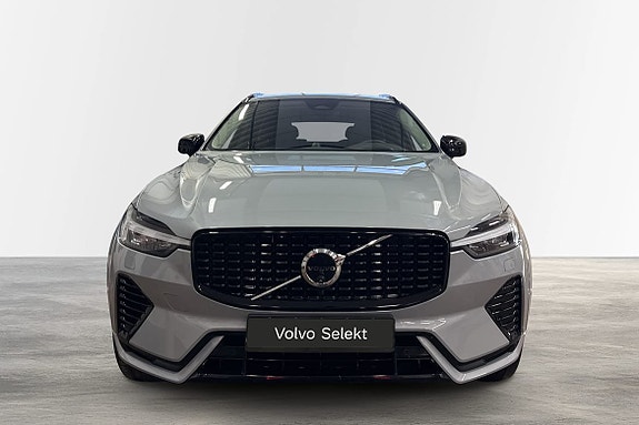 Volvo XC60 9 of 28