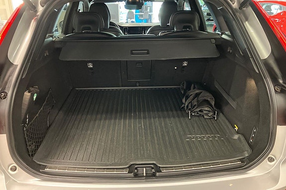 Volvo XC60 23 of 30