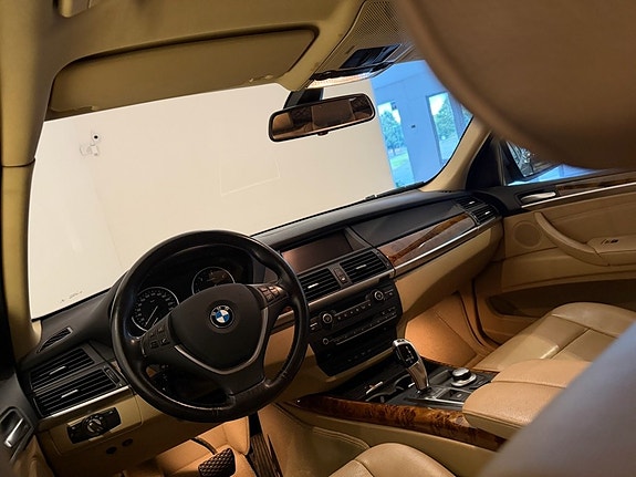 BMW X5 6 of 7