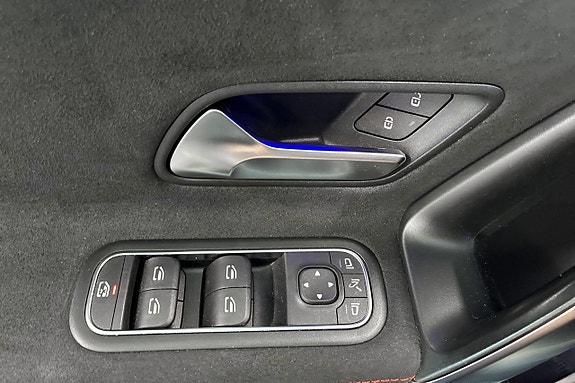 Mercedes-Benz CLA200 17 of 21