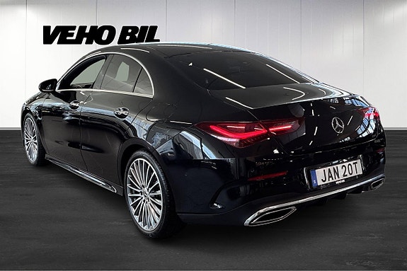 Mercedes-Benz CLA200 4 of 21