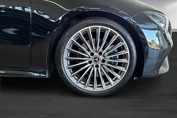 Mercedes-Benz CLA200 11 of 21