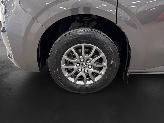 Volkswagen e-Transporter 15 of 19