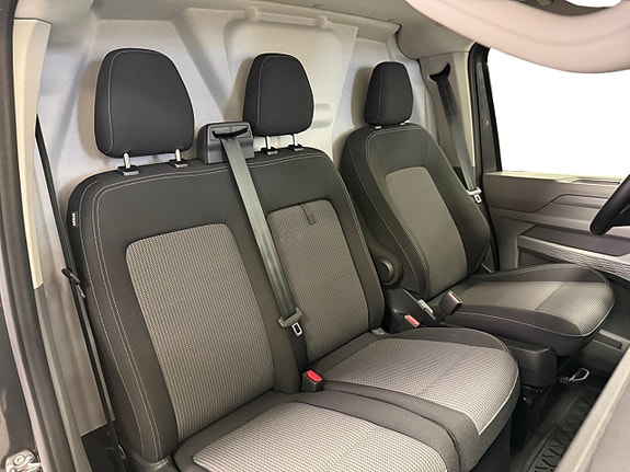 Volkswagen e-Transporter 10 of 19